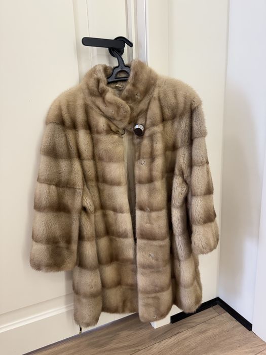 Продаю норковая шуба, в идеальном состоянии