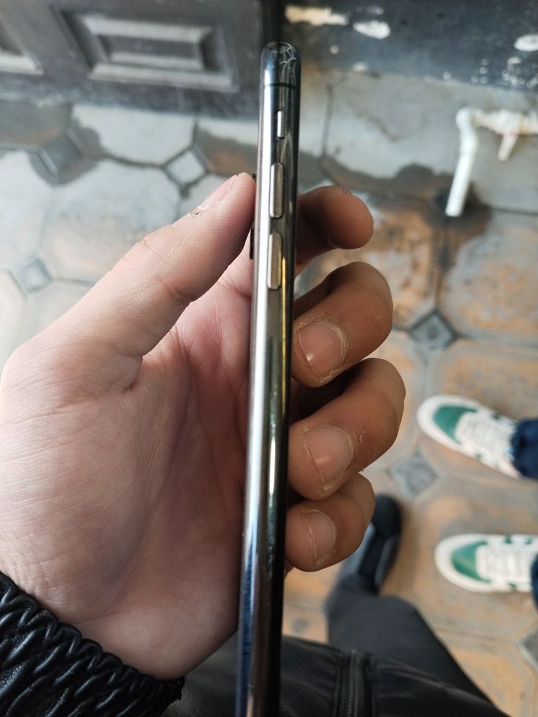 iPhone XS 64GB KHA