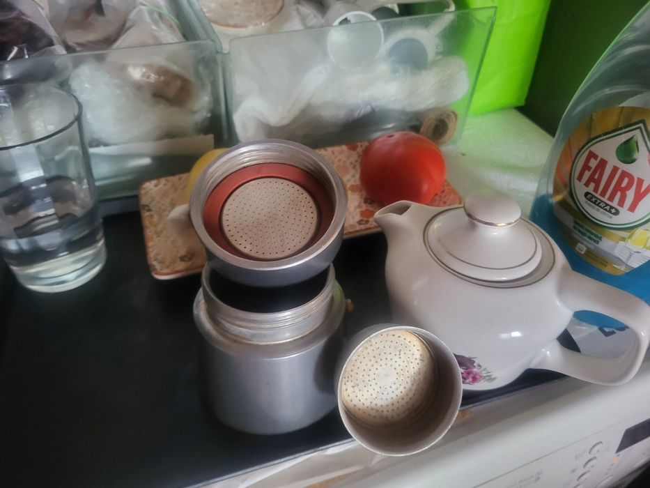 cafetiera de inox/ aluminiu cu cana de porțelan capacitate 4 persoane