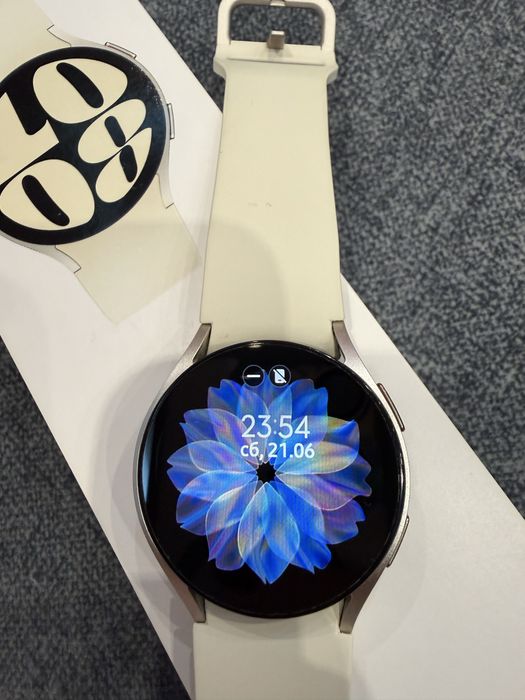 Дамски часовник Samsung Watch6