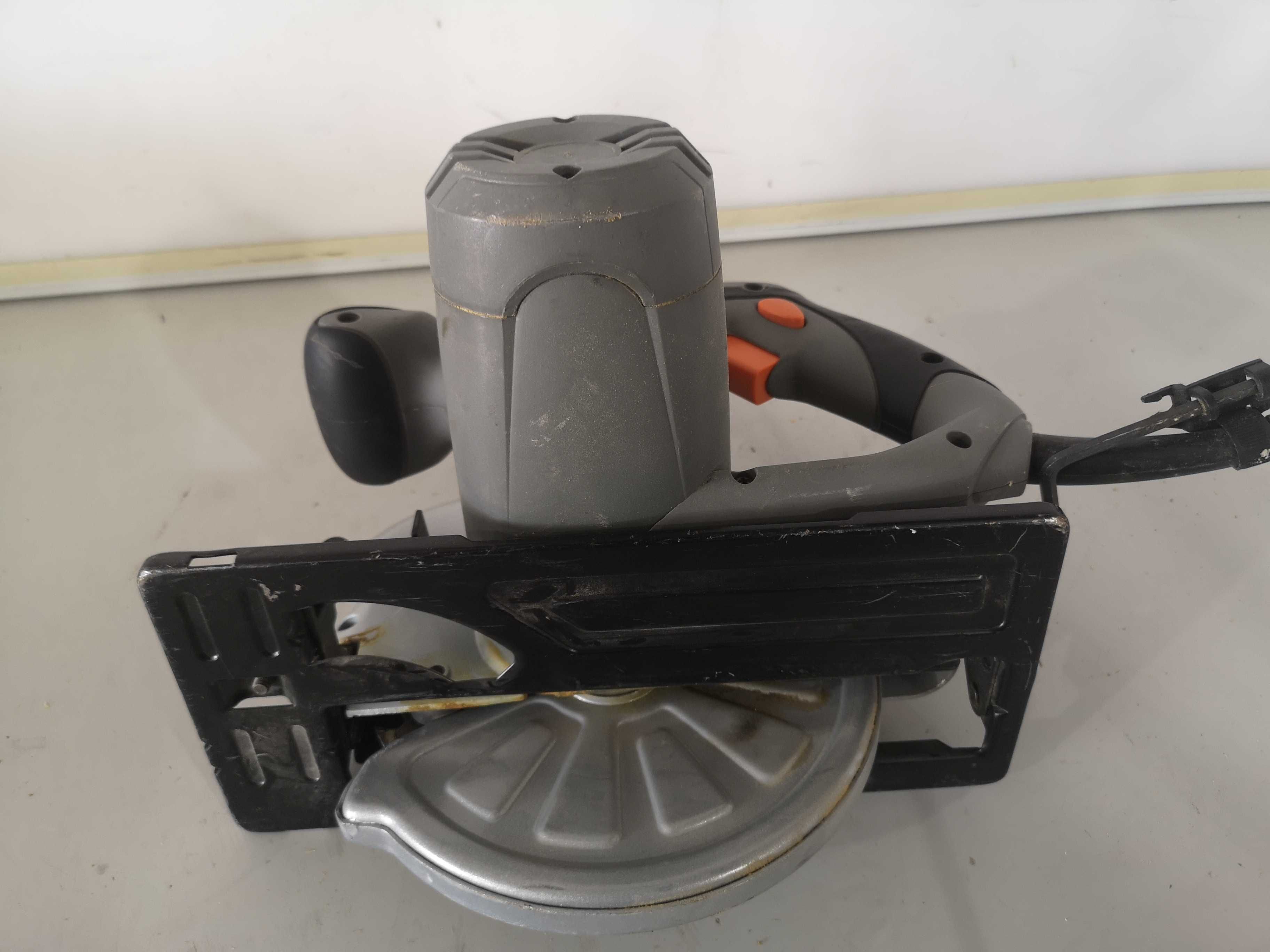 Ръчен циркуляр - Tesco 1200W