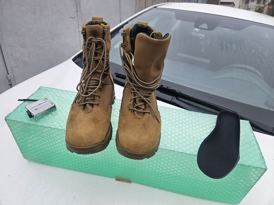 Bocanci iarna danner 38