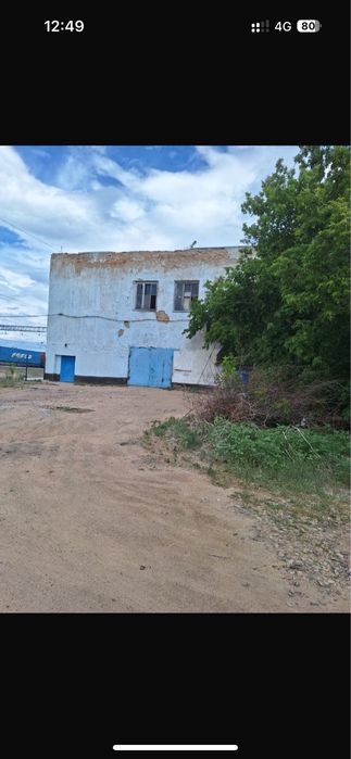 Продаю второй этаж двухэтажного здания