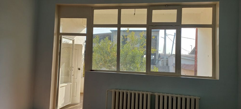 Akfa rom va eshiklari sotiladi.