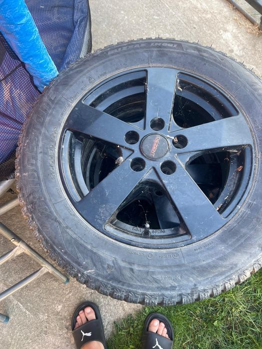 Vând roti Nissan Juke pe 16