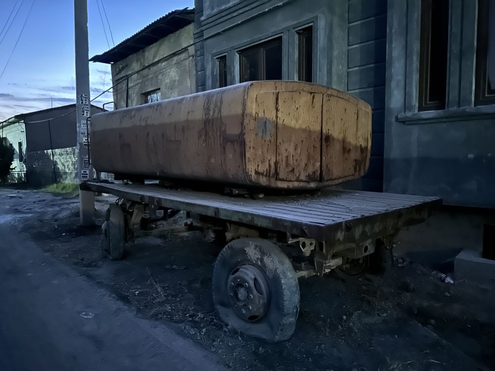 Sisterna sotiladi цистерна йомкс 10 тонна сотилади