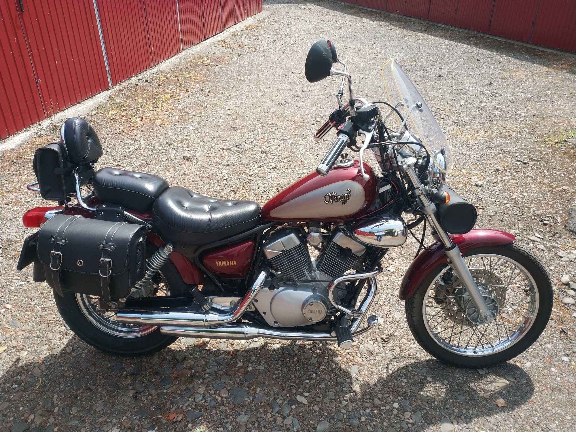 Yamaha XV250 Virago