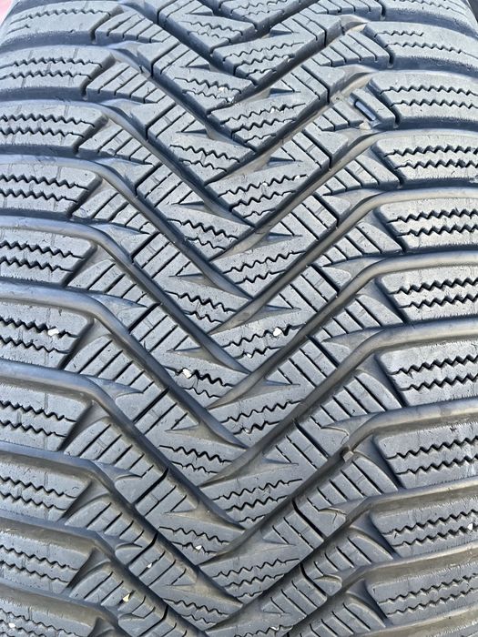 4бр 225/55/17 на 6,8мм с 19дот