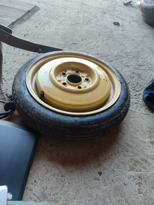 Фарове,стопове, теглич Мазда 5