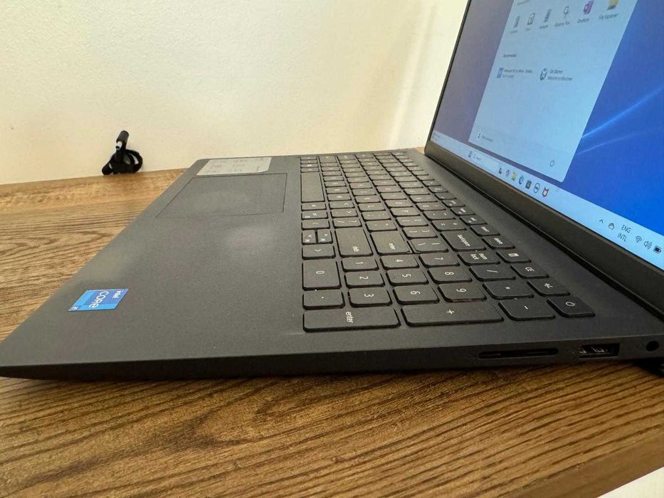 Laptop Dell Inspirion 15 3000