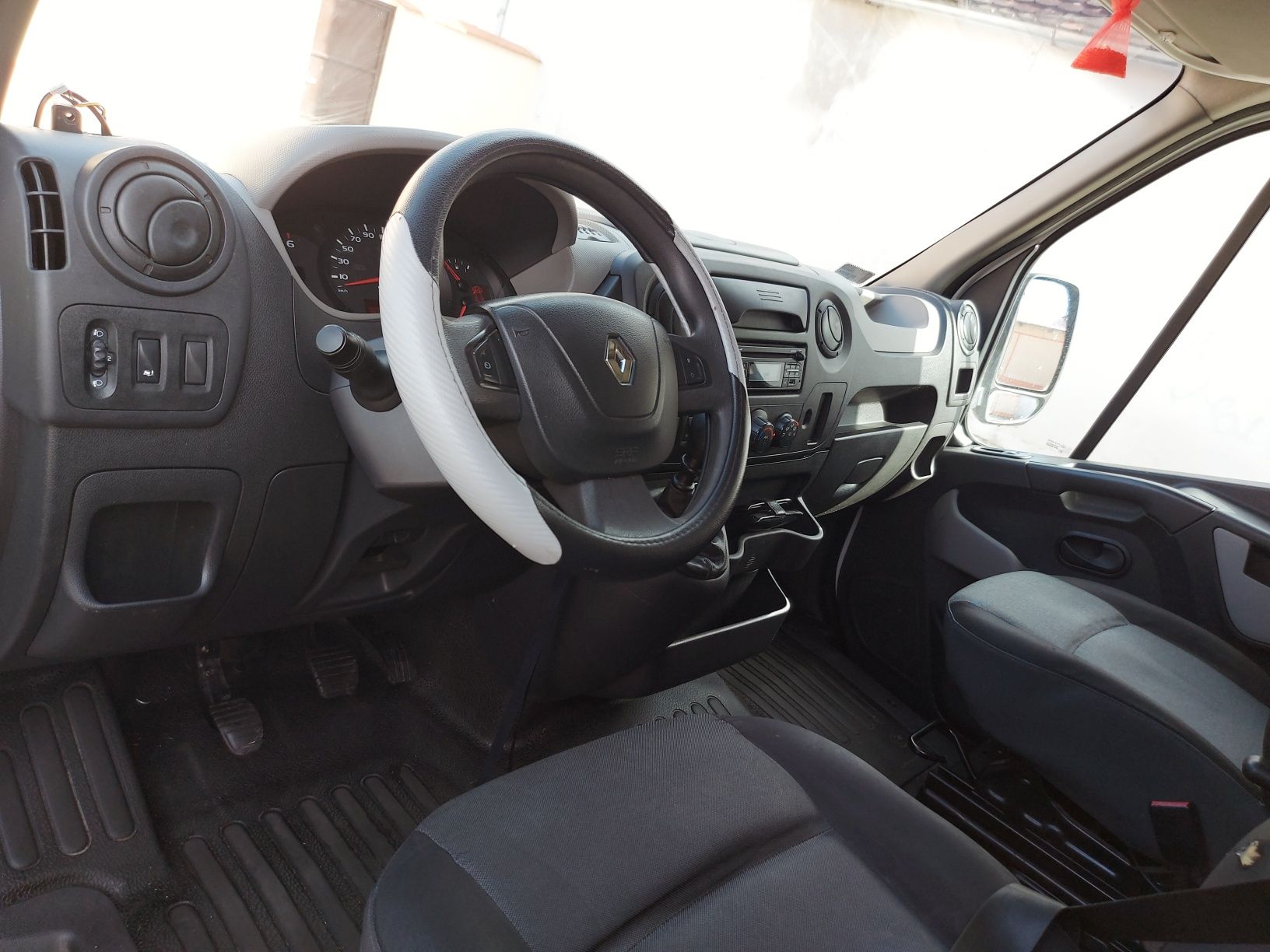 Iveco . Renault master 2017 euro 6 fiat ducato