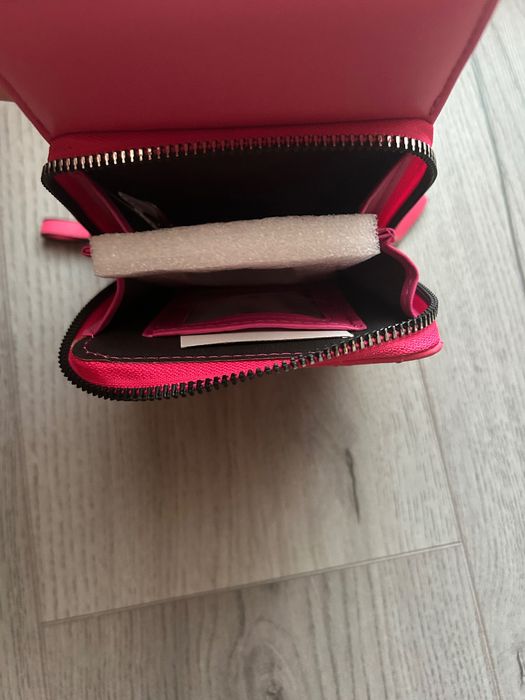 NOU Geanta Guess mini bag