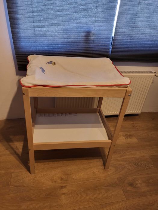 Masuta infasat IKEA si saltea infasat