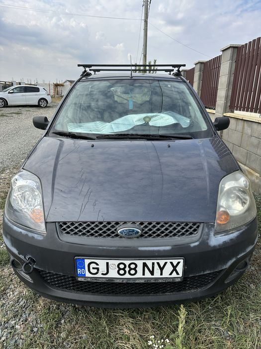 Vand Ford Fiesta