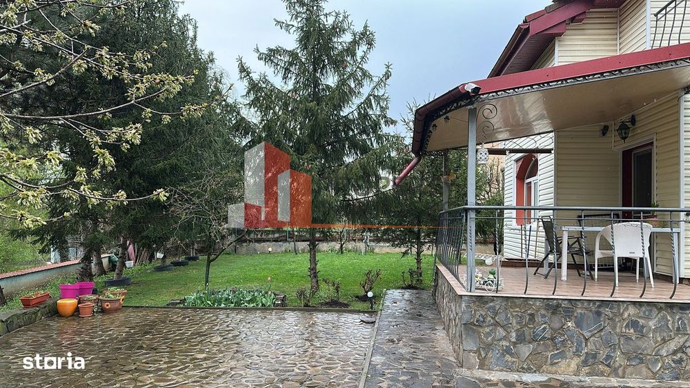 Vila cu potential zona Jolie Ville