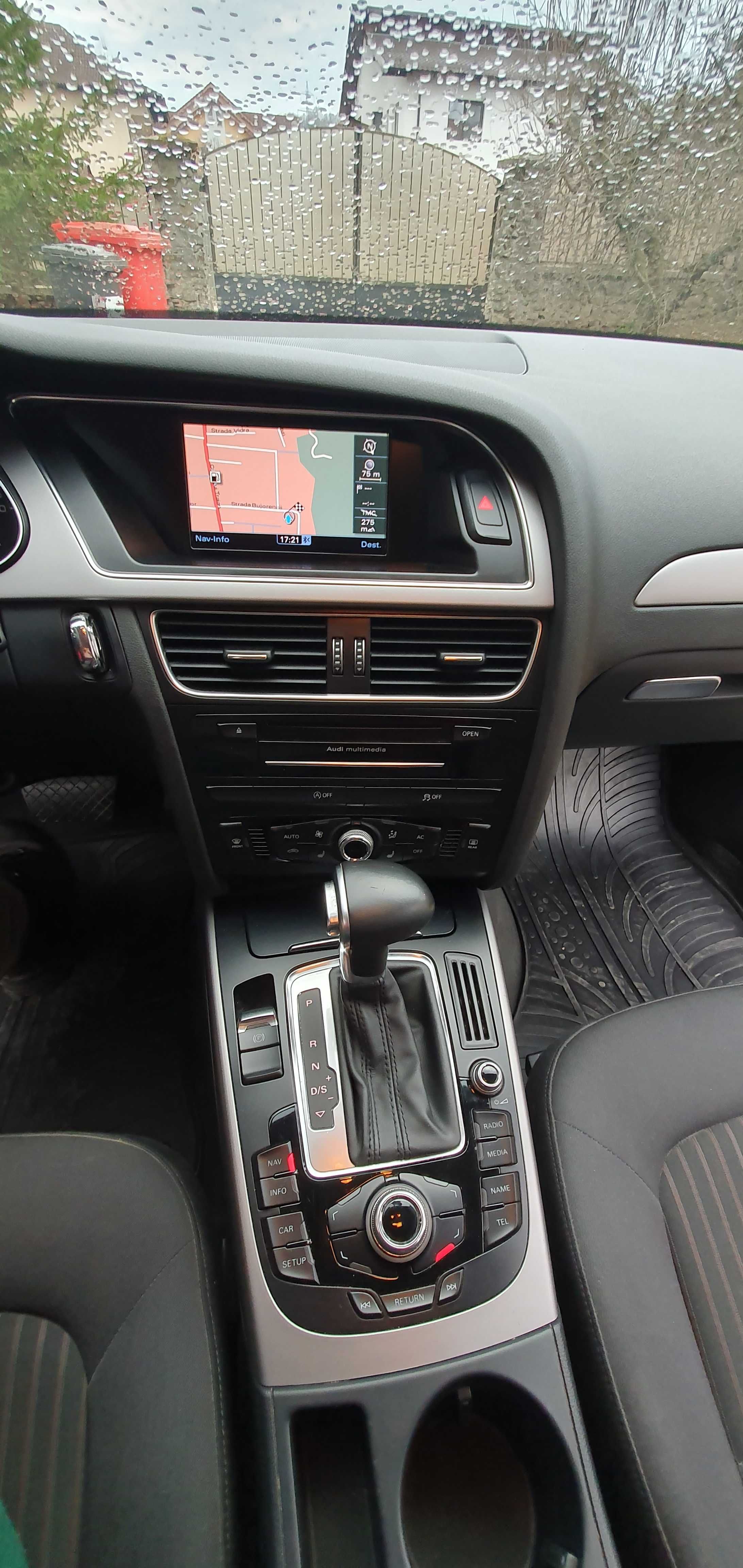 Audi A4 2013 Avant 2.0 Ambiente TDI DPF