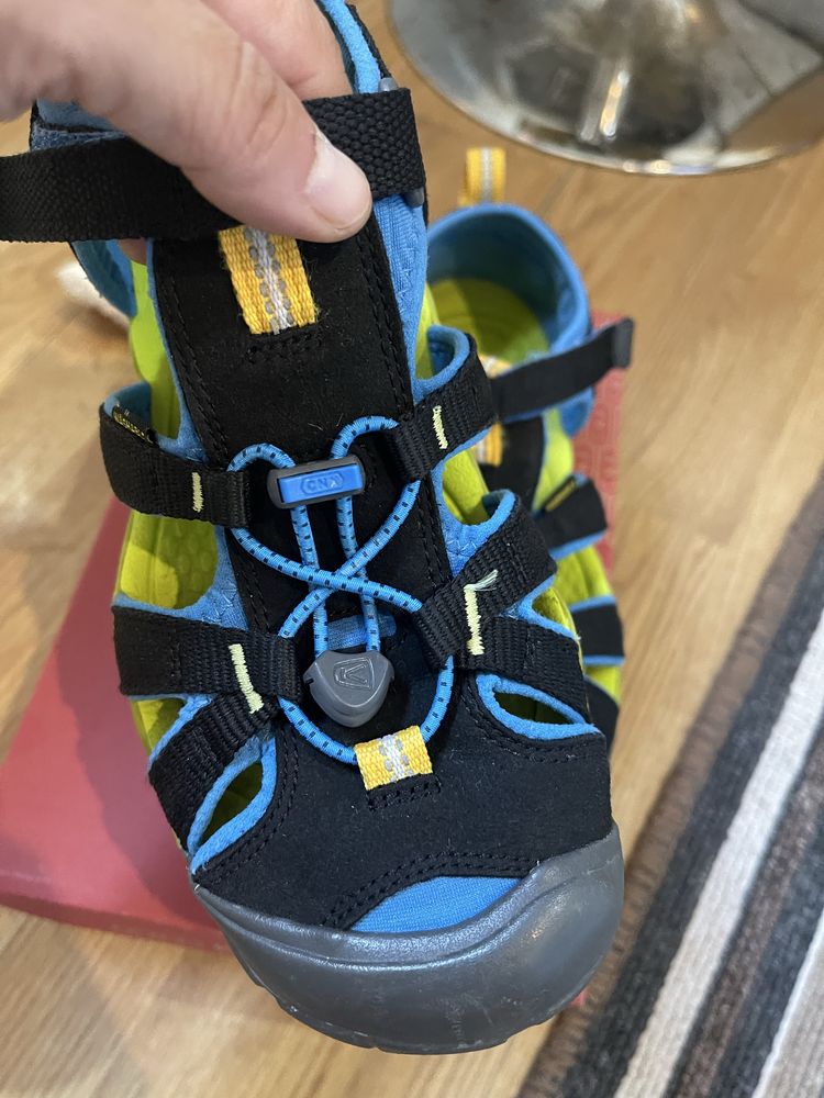 Сандали Keen 37 номер
