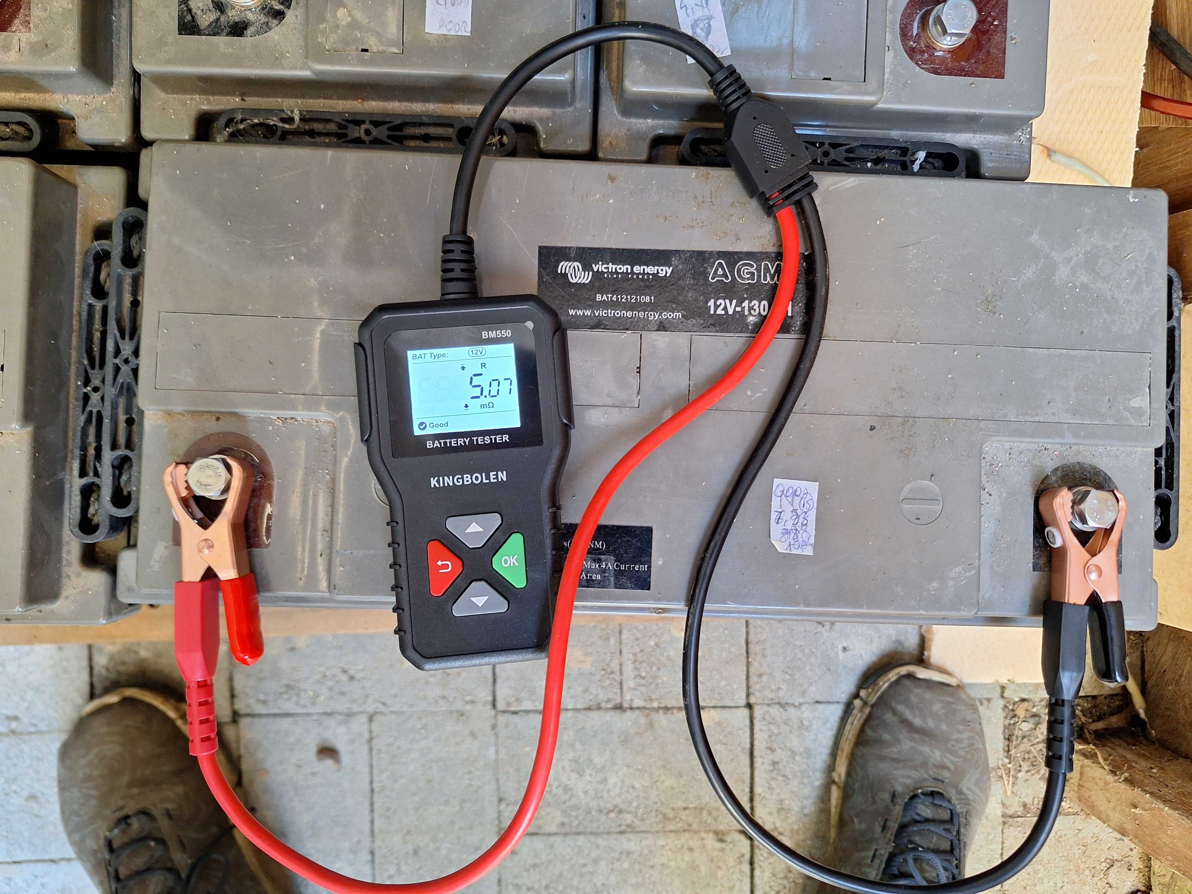8 acumulatori AGM Victron Energy 130AH