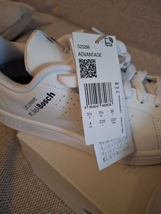 Продавам маратонки Adidas Sneaker Advantage