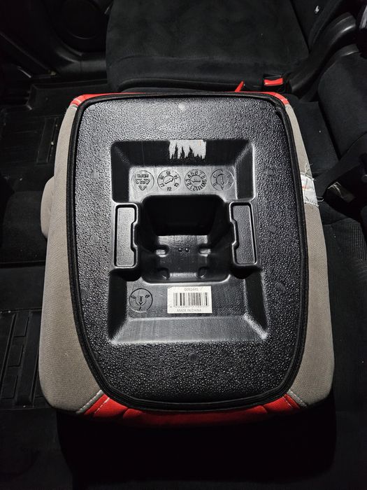 Scaun auto inaltator pt copii Sparco