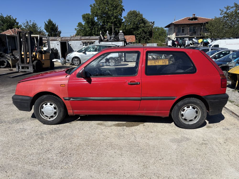 VW GOLF Фолксваген голф 3  НА ЧАСТИ 1,8  Golf