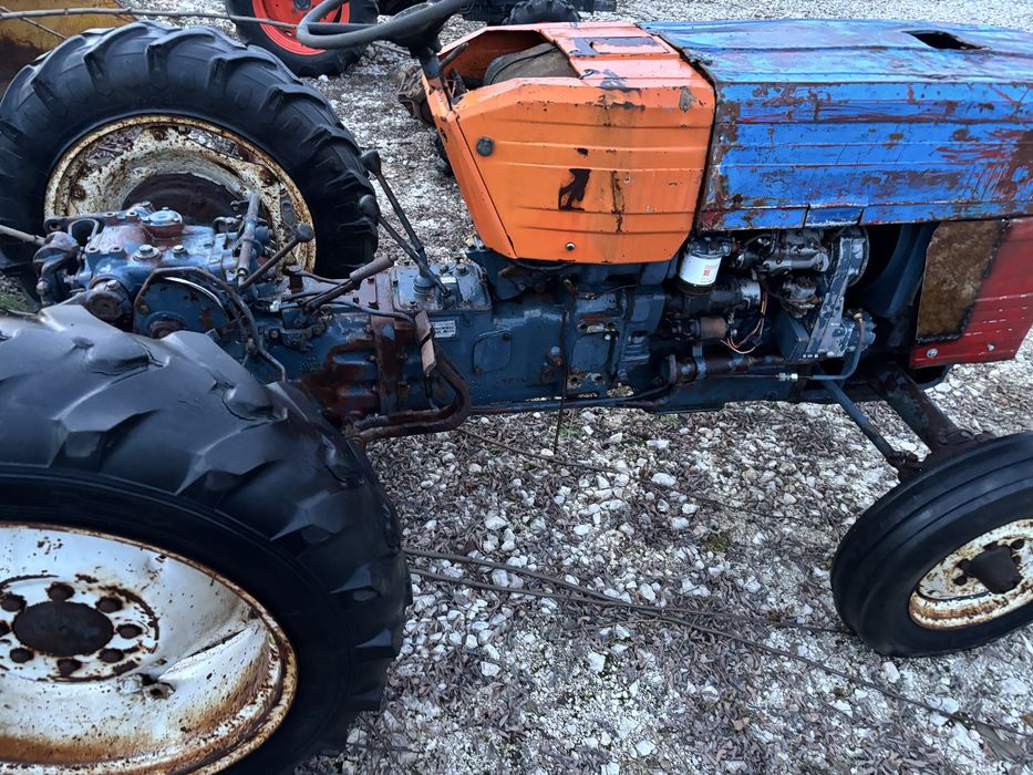 Piese tractor universal 445