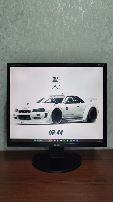 Монитор LG Flatron