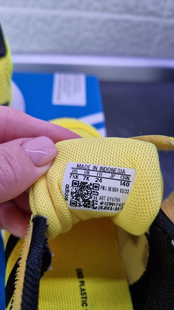 Vând adidasi Adidas Copii mărimea 24