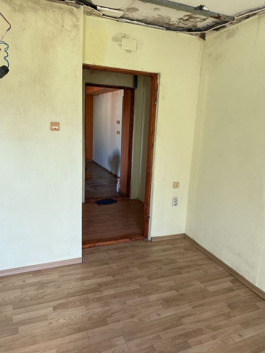 Vând apartament 2 camere