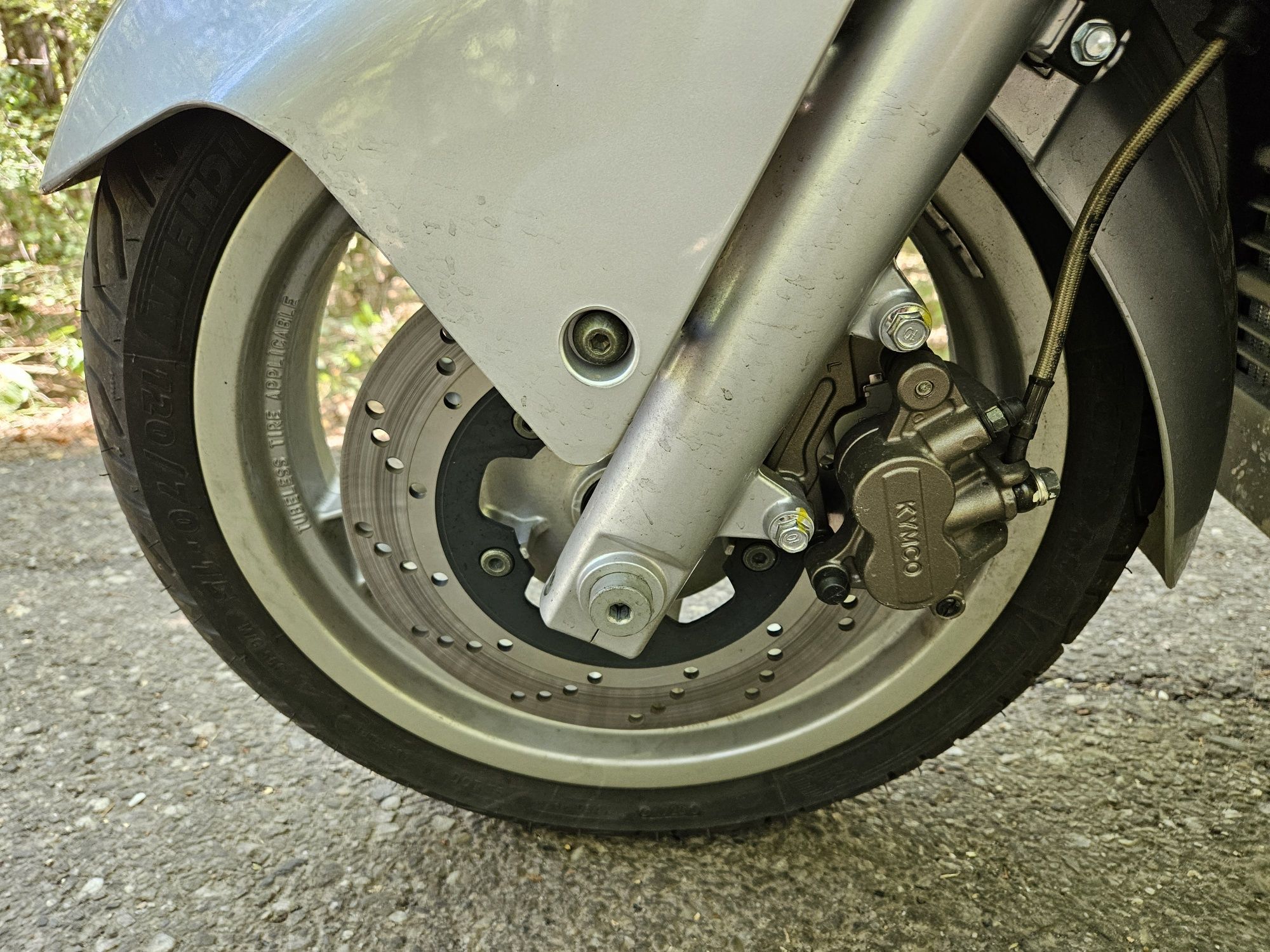 Scuter Kymco 500