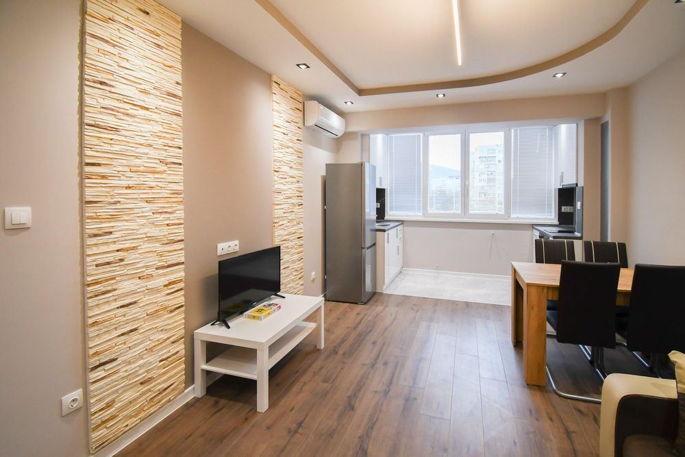 Двустаен апартамент в ж.к. Младост 4.