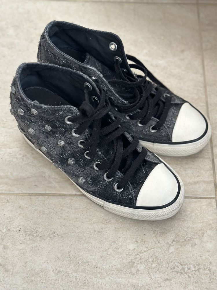 Дамски кецове Converse