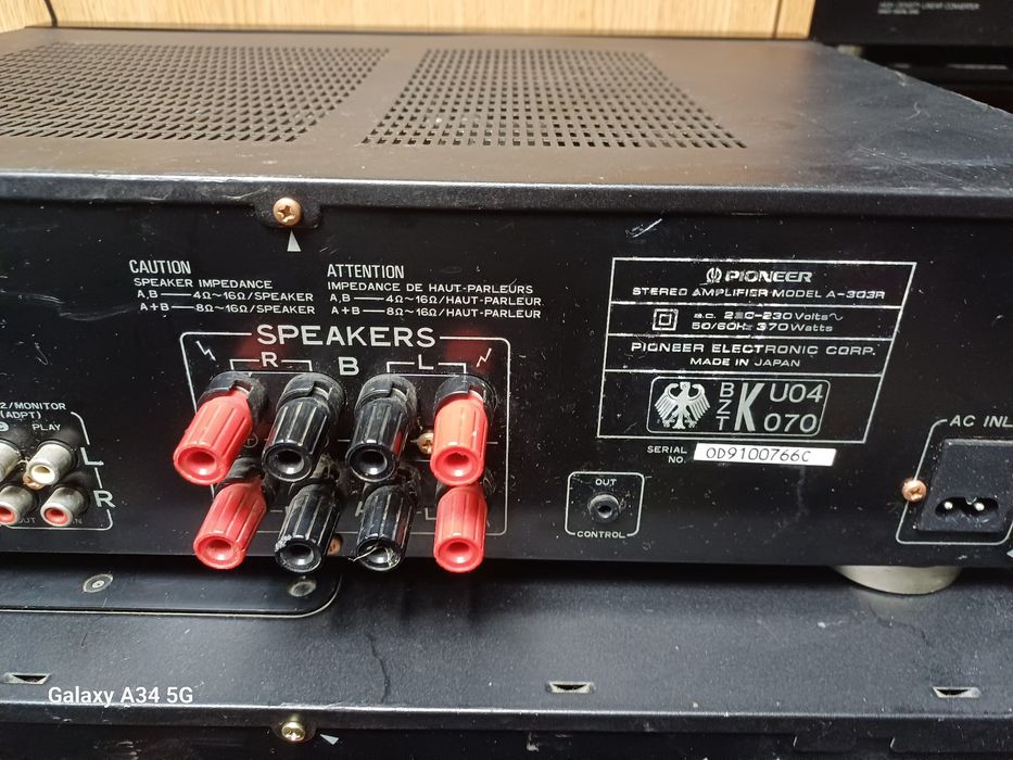 Pioneer a-303  Pioneer vsx409rds amplificator stereo
