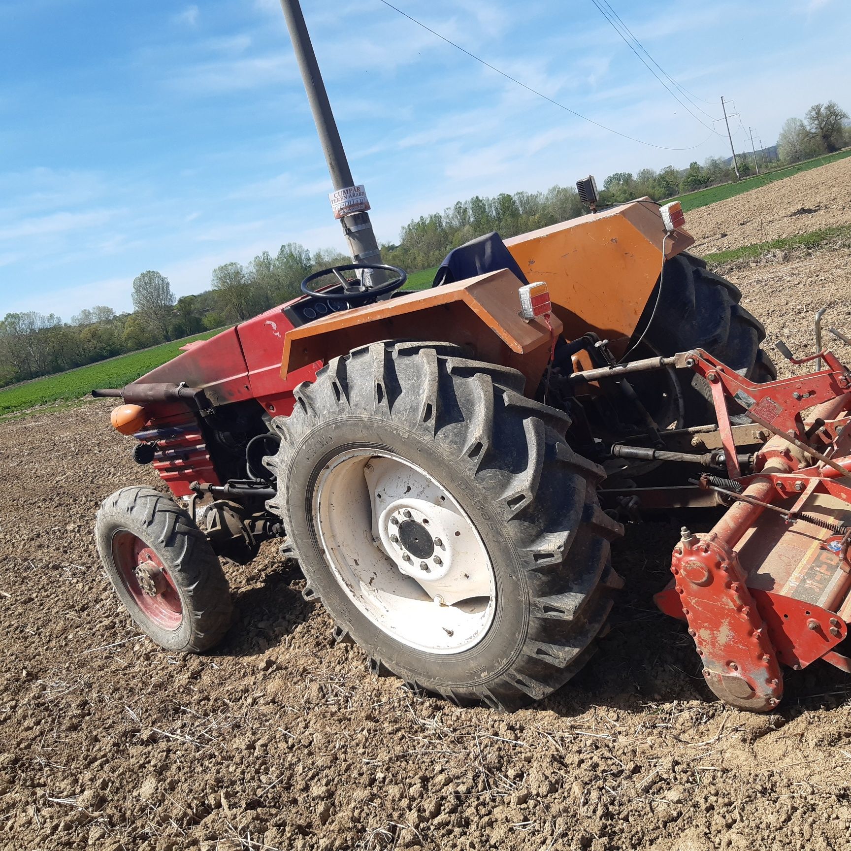 Tractor 445 Freza 140 Samanatoare 4 randuri pe  aer