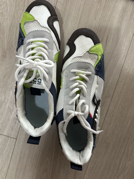 Vand adidasi numar 41