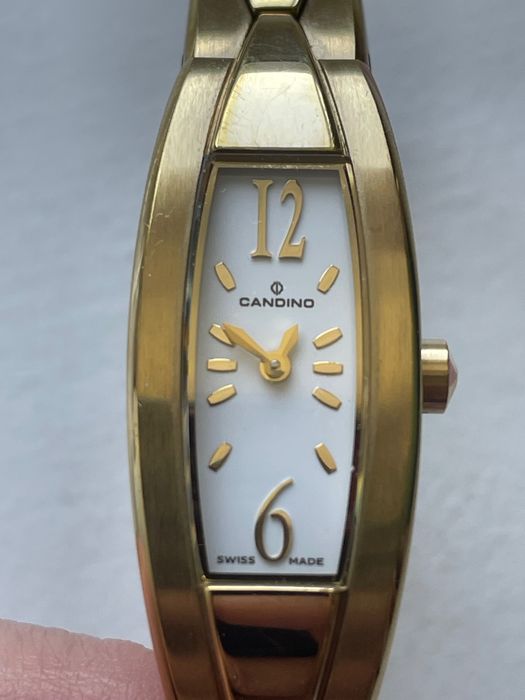 Продам швейцарские часы женские оригинал