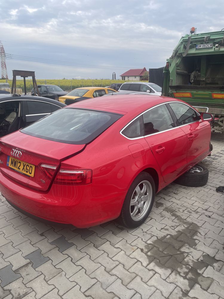 Dezmembrez Audi A5