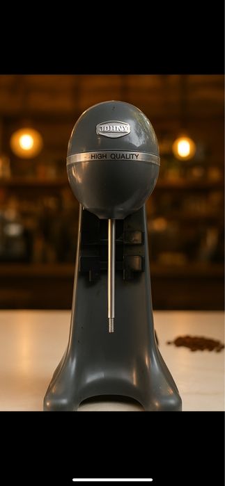 Mixer profesional Johny pentru frappe