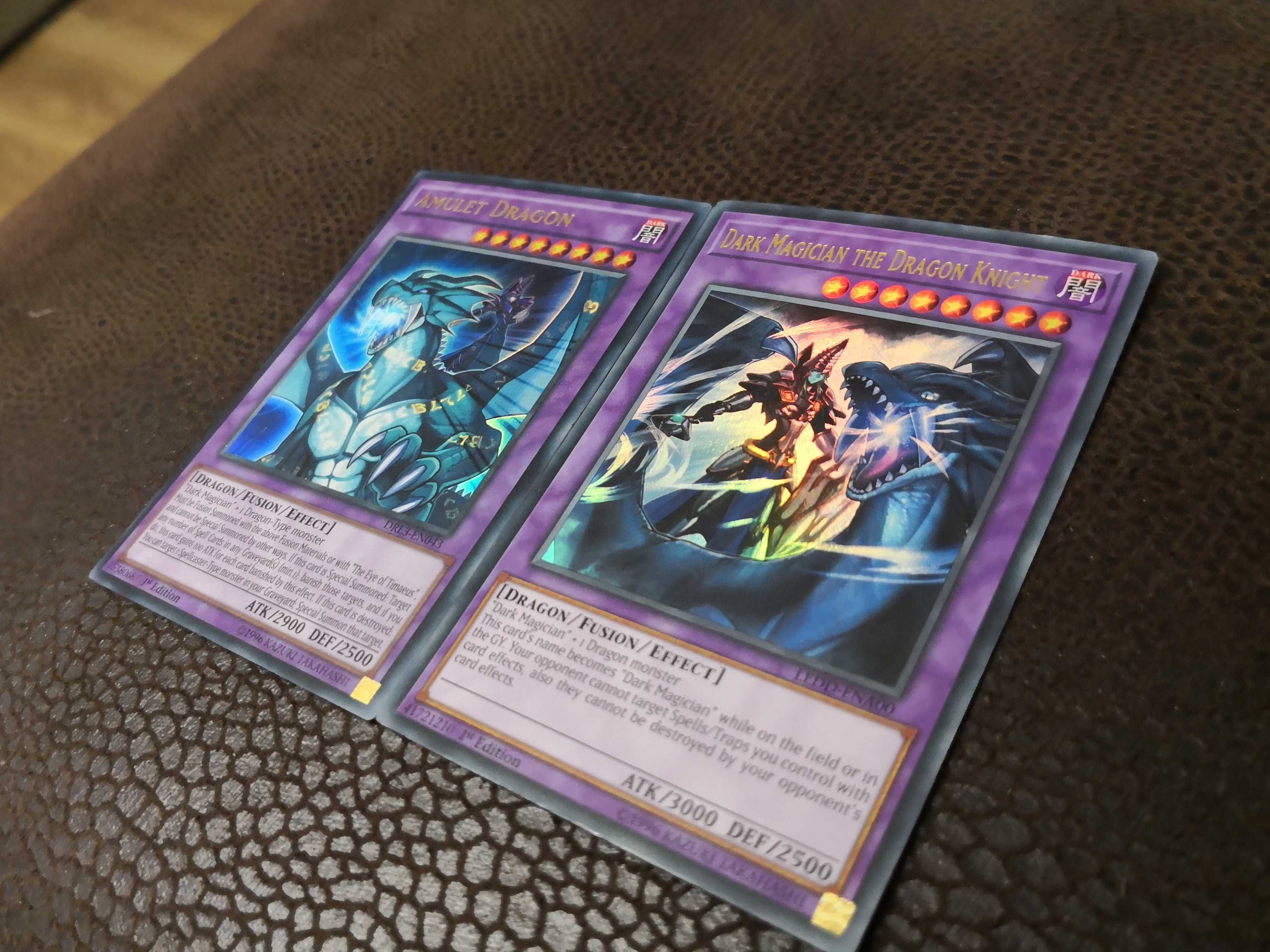 Yu-Gi-Oh карти Dark Magician the dragon knight и Amulet dragon