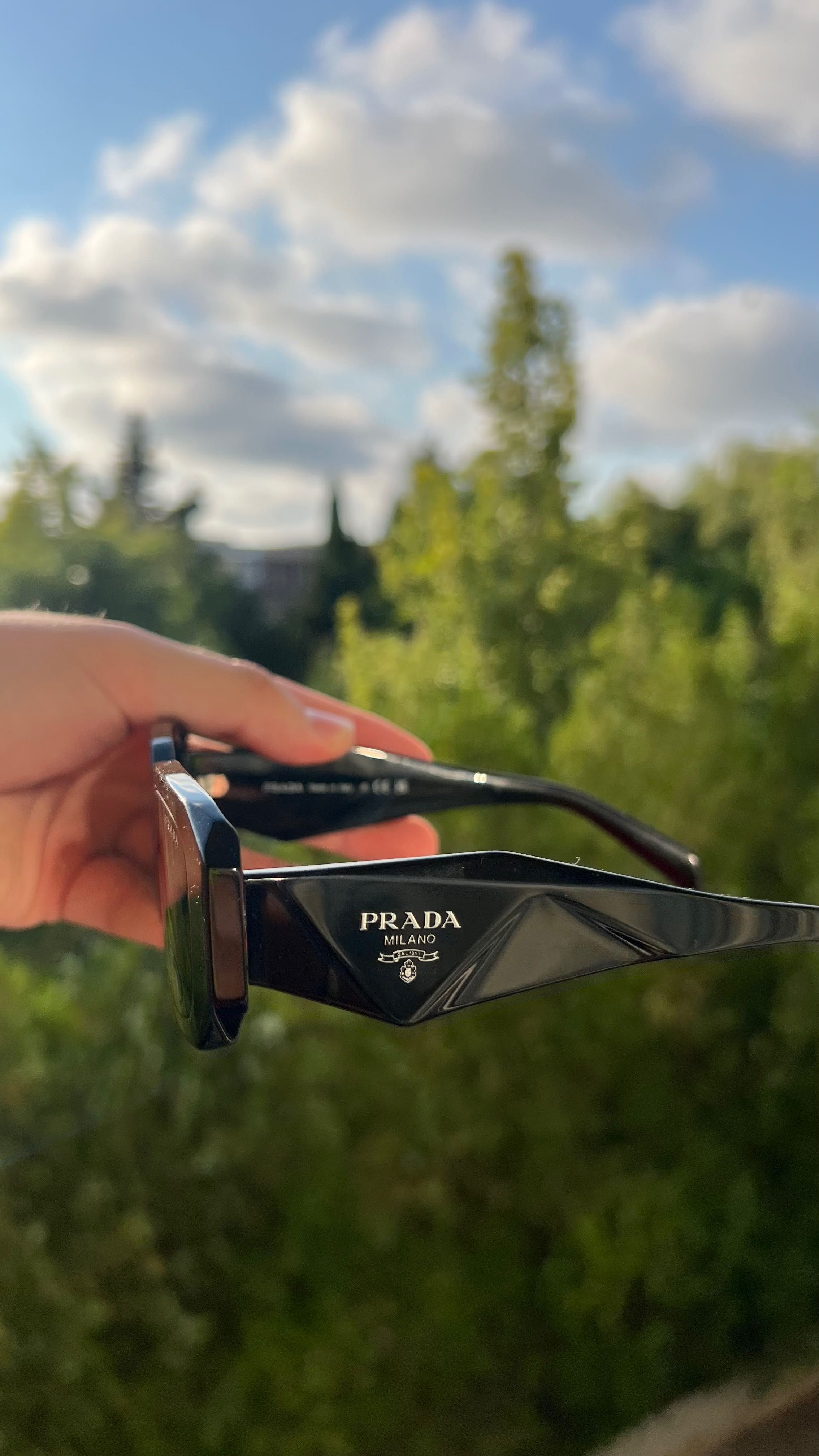 Слънчеви очила Prada