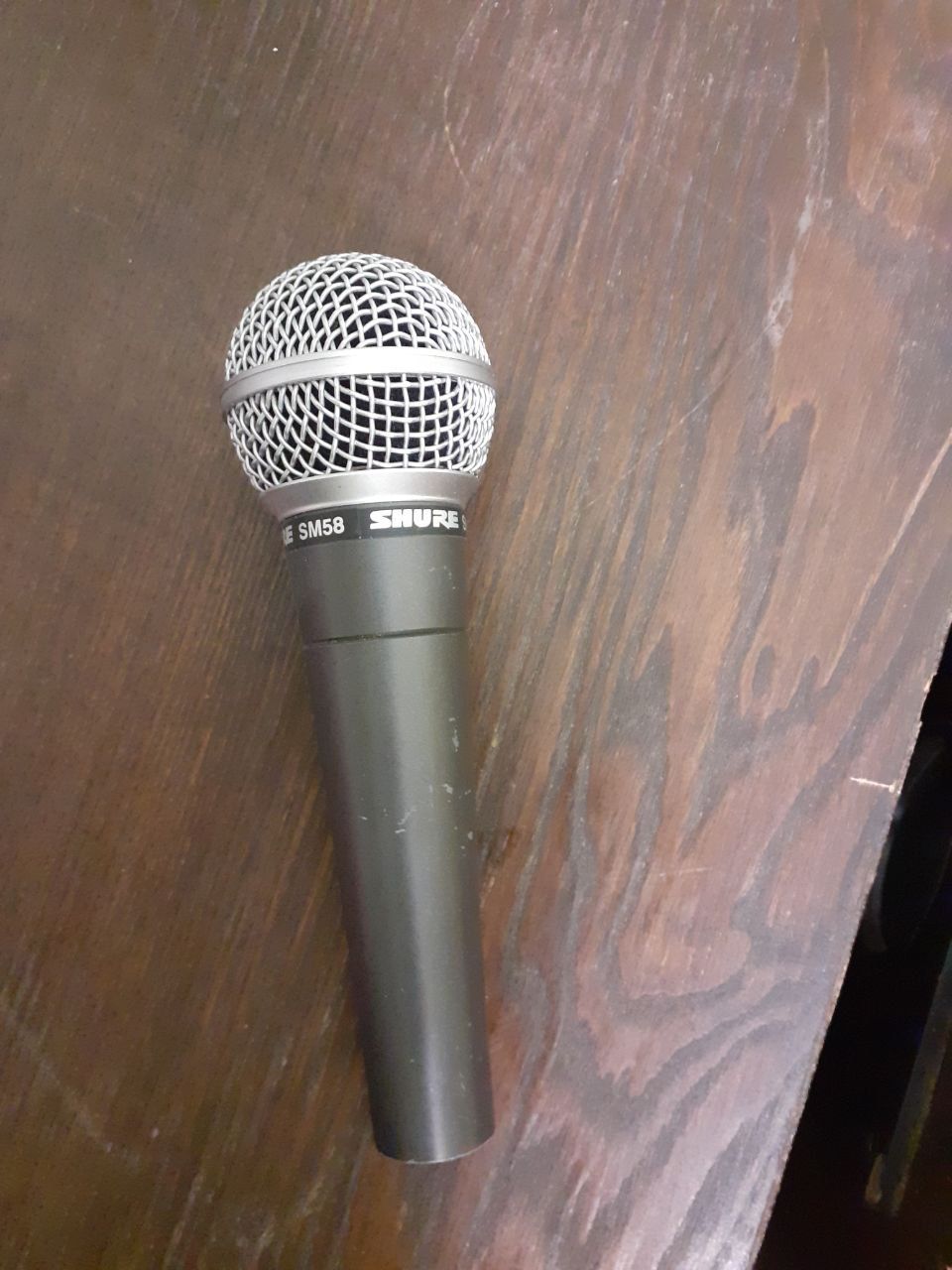 Микрофон Shur SM58