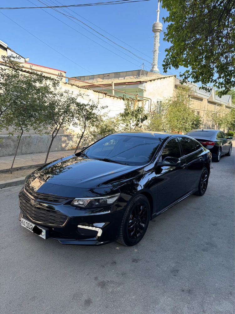 Malibu2 2.4L Srochna sotiladi