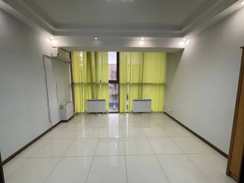 Ц-1 М Ашрафи | 170кв - нежилое помещение вдоль дороги Аренда