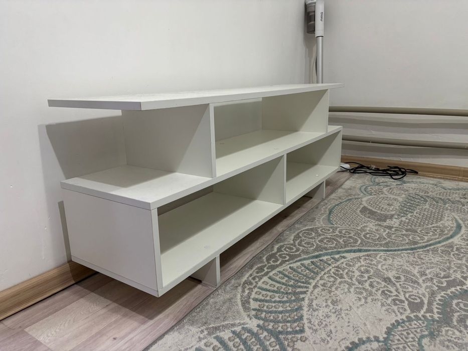 Тумба напольная.