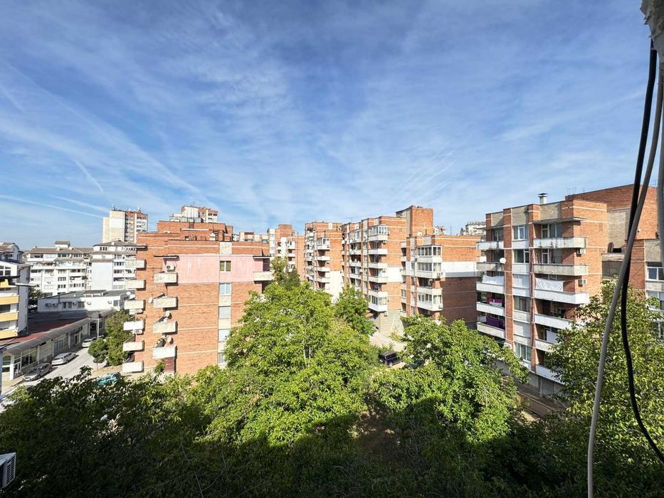 Продава се Тристаен апартамент в Велико Търново, Център - 75 кв.м за 1434 €/кв.м - Снимка #11