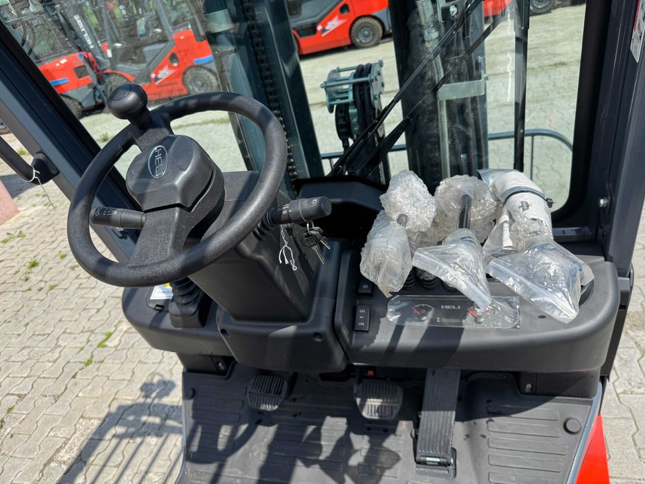 Motostivuitor Heli 1.8 t benzina + GPL (1340 G) triplex