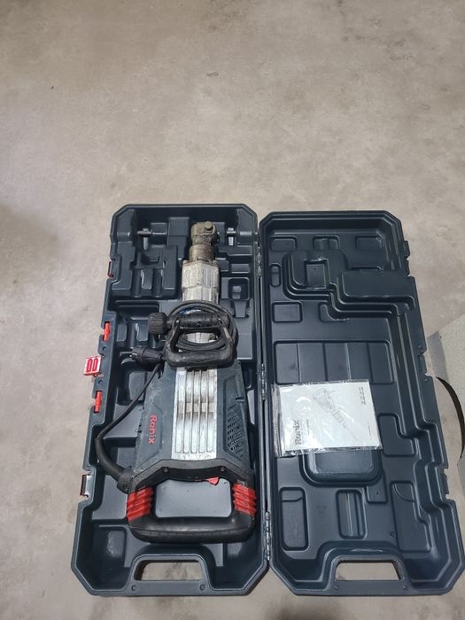 Отбойный молоток RONIX 2802