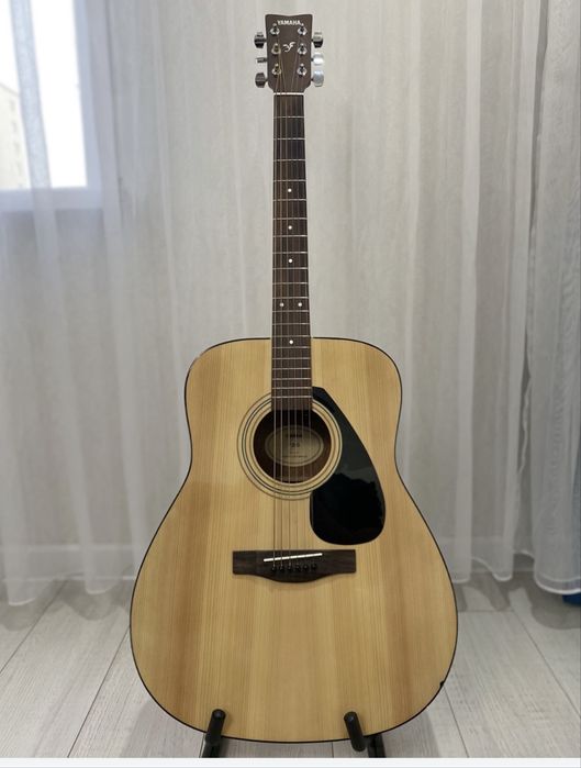 ямаха ф310 каподастер ремень медиатор мелкие струны подарка