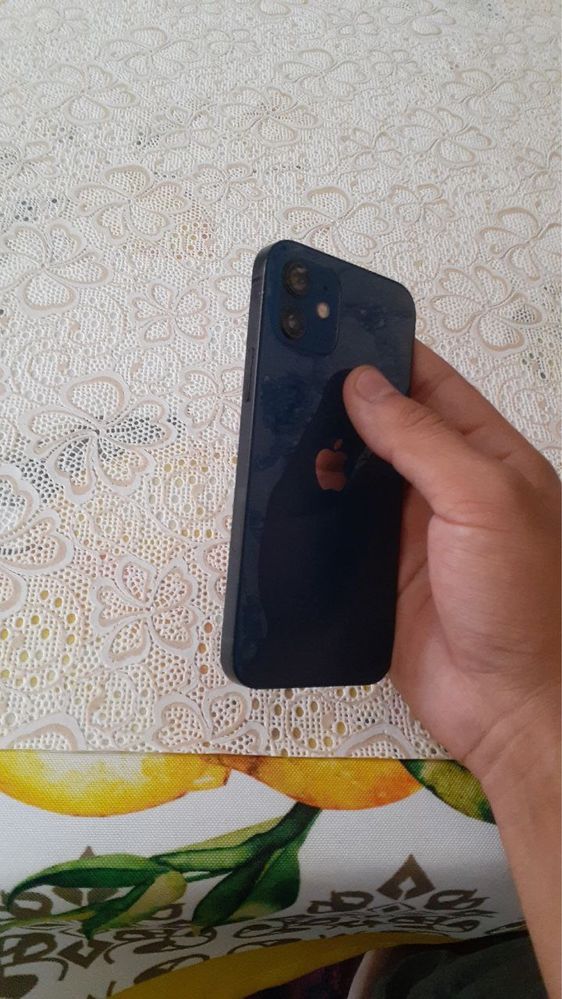iPhone 12 CH/A ideal