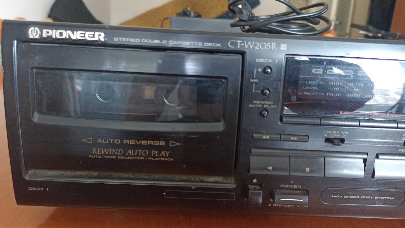 Pioneer CT-W205R двукасетен дек